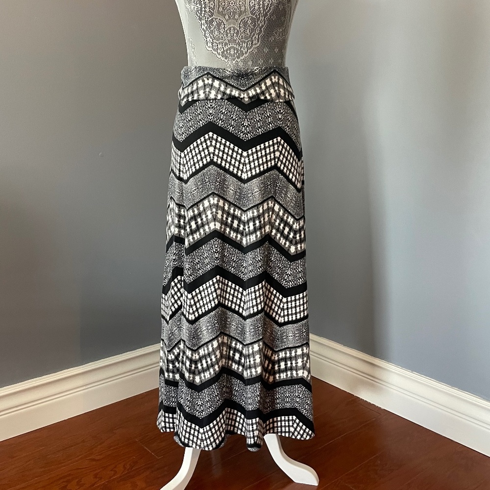LuLaRoe Maxi Skirt